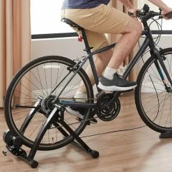 SONGMICS Entraîneur De Vélo, Home Trainer Bicyclette, Freinage Magnétique, Avec Roue De Réduction Du Bruit, Poignée à Dégagement Rapide, Noir SBT003B01 - Noir -SONGMICS Soldes 28555285 2