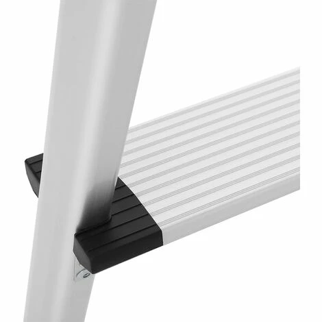 SONGMICS Échelle Domestique Pliable, Escabeau, Marchepied, 3 Niveaux, En Alu, Antidérapant, Capacité De Charge 150 Kg, Conforme Aux Normes EN14183, GLT23K - Argent 6 SONGMICS Échelle Domestique Pliable, Escabeau, Marchepied, 3 Niveaux, En Alu, Antidérapant, Capacité De Charge 150 Kg, Conforme Aux Normes EN14183, GLT23K - Argent – Image 4